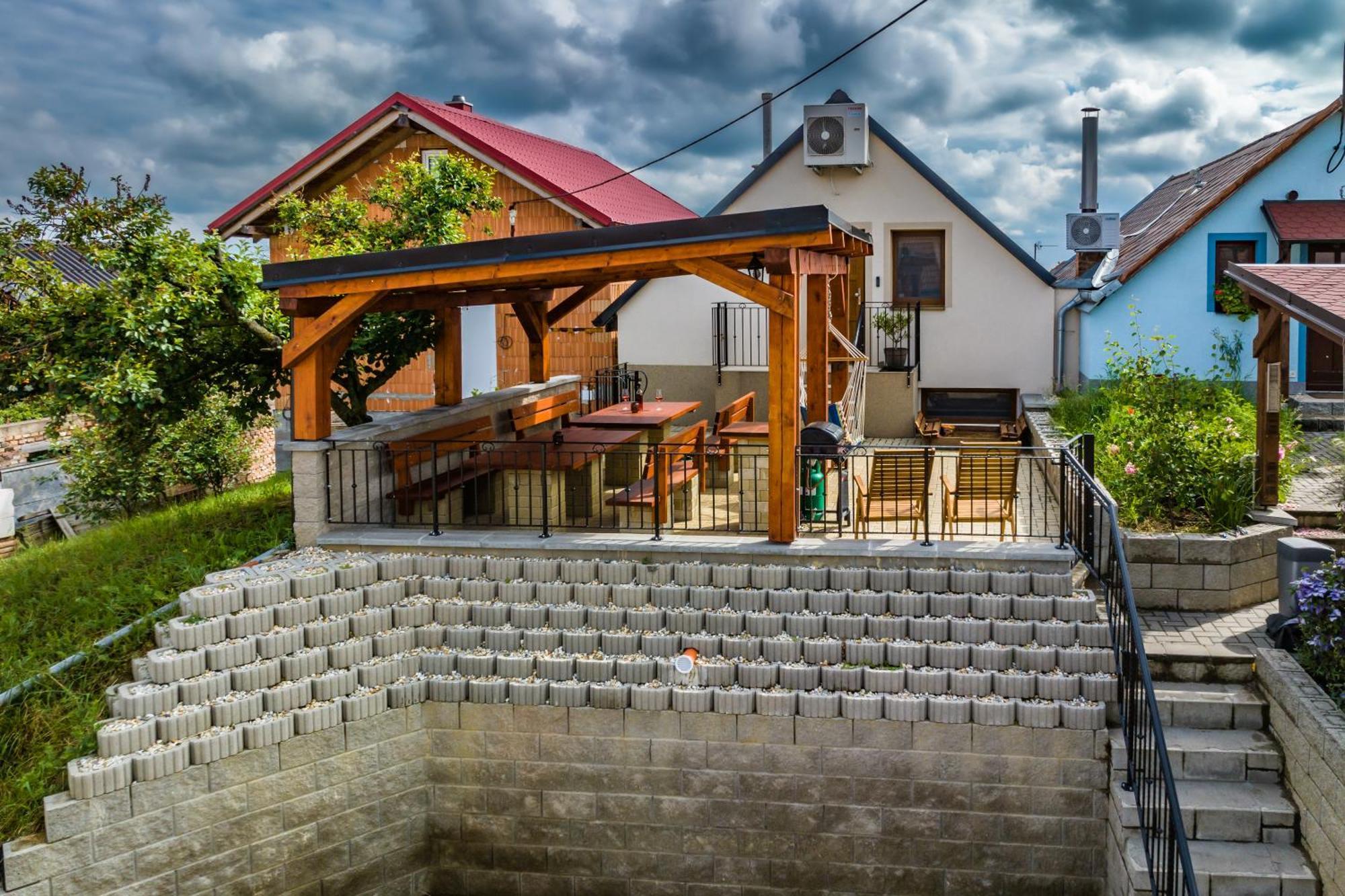 Vinoza - Ubytovani A Vinny Sklep Velke Bilovice Rulandova Экстерьер фото
